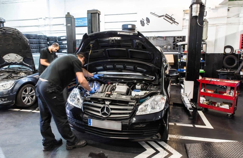 Mercedes-Benz 1 Taller Mercedes en El Aljarafe